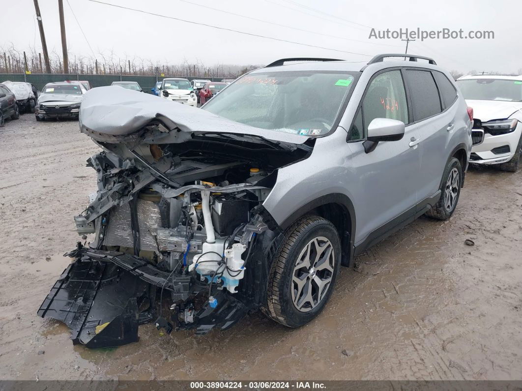 2020 Subaru Forester Premium Silver vin: JF2SKAGC7LH493563