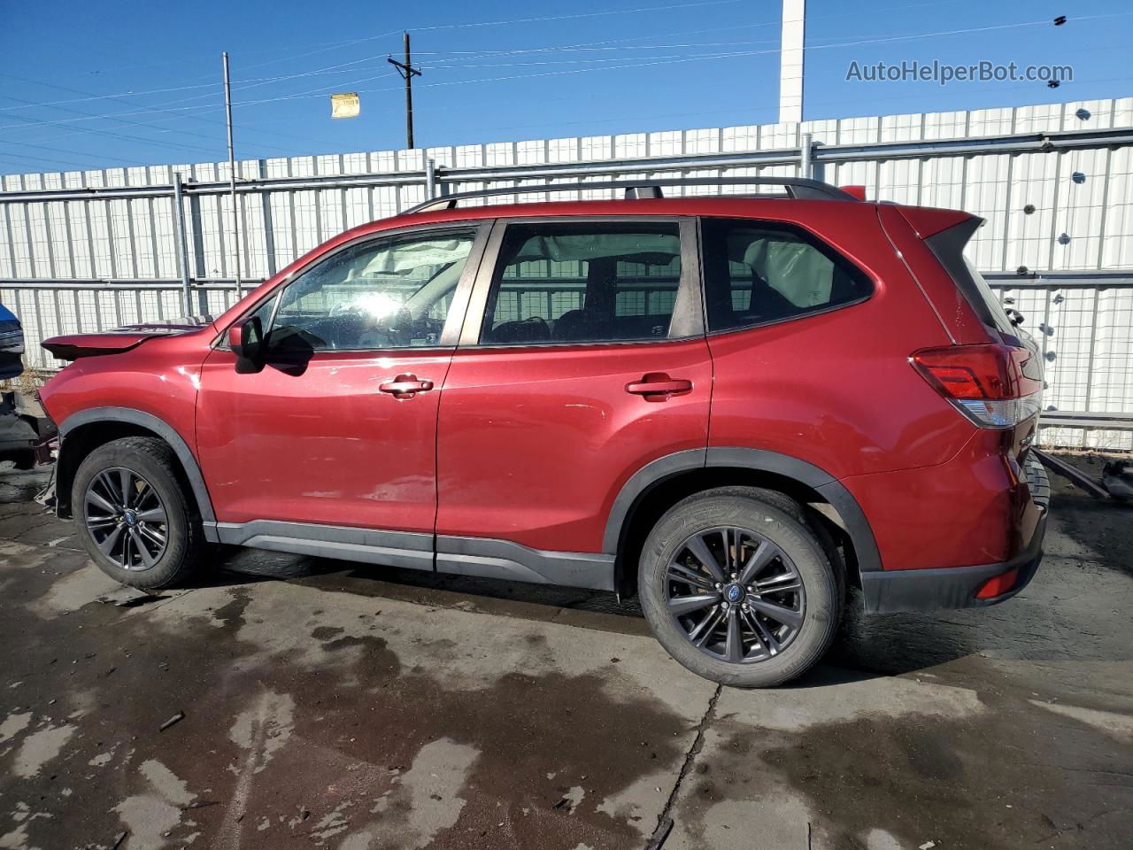 2020 Subaru Forester Premium Burgundy vin: JF2SKAGC8LH491725