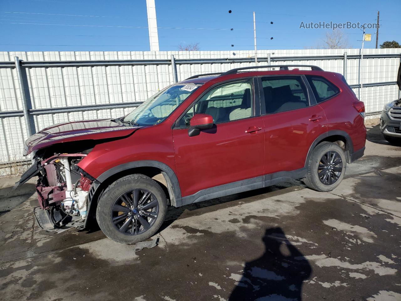 2020 Subaru Forester Premium Burgundy vin: JF2SKAGC8LH491725