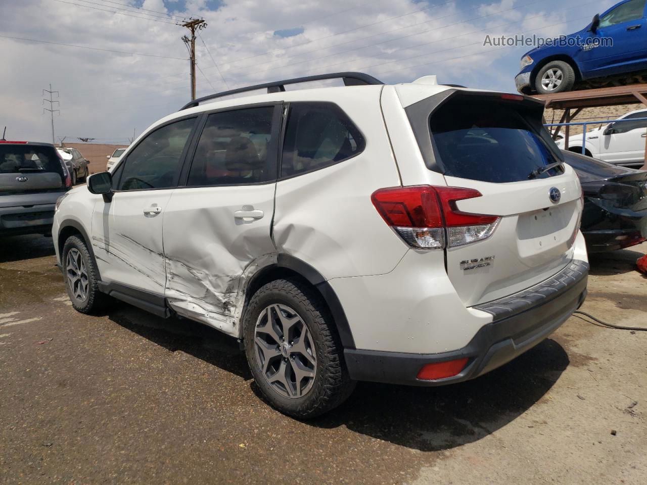 2019 Subaru Forester Premium White vin: JF2SKAGC9KH483423