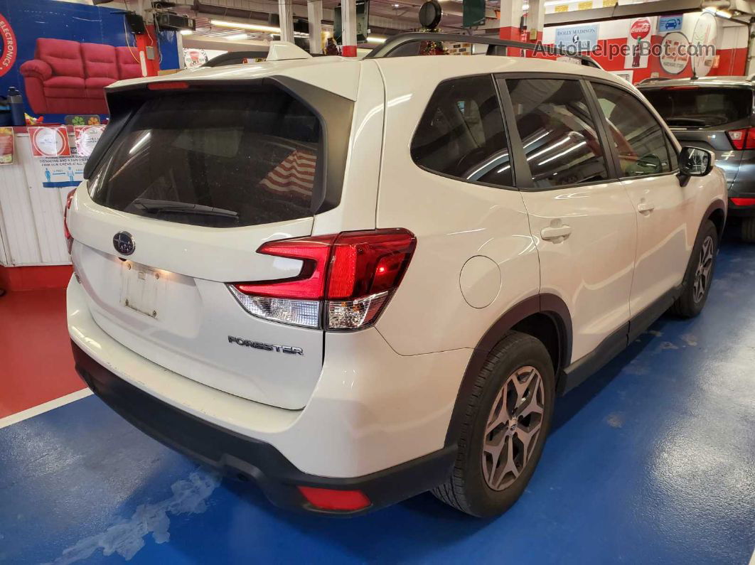 2019 Subaru Forester Premium Unknown vin: JF2SKAGC9KH542342