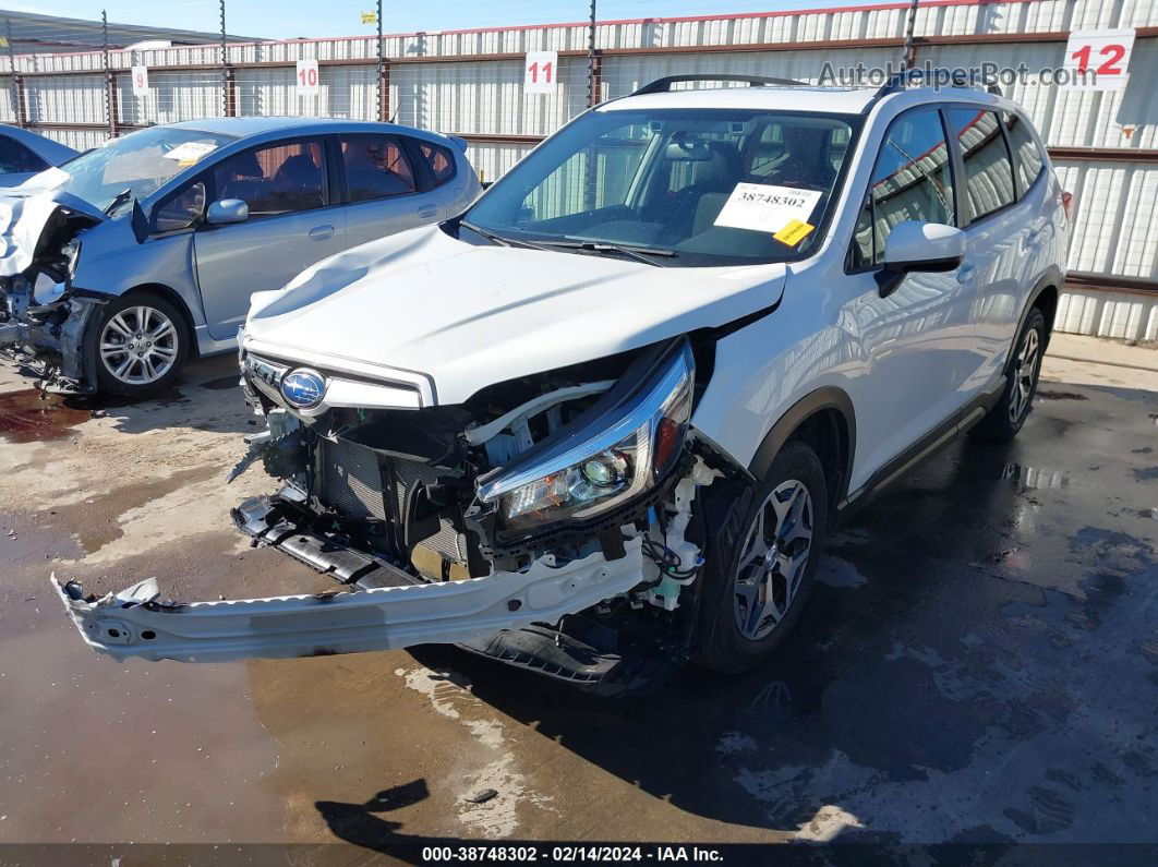 2020 Subaru Forester Premium White vin: JF2SKAGC9LH494942