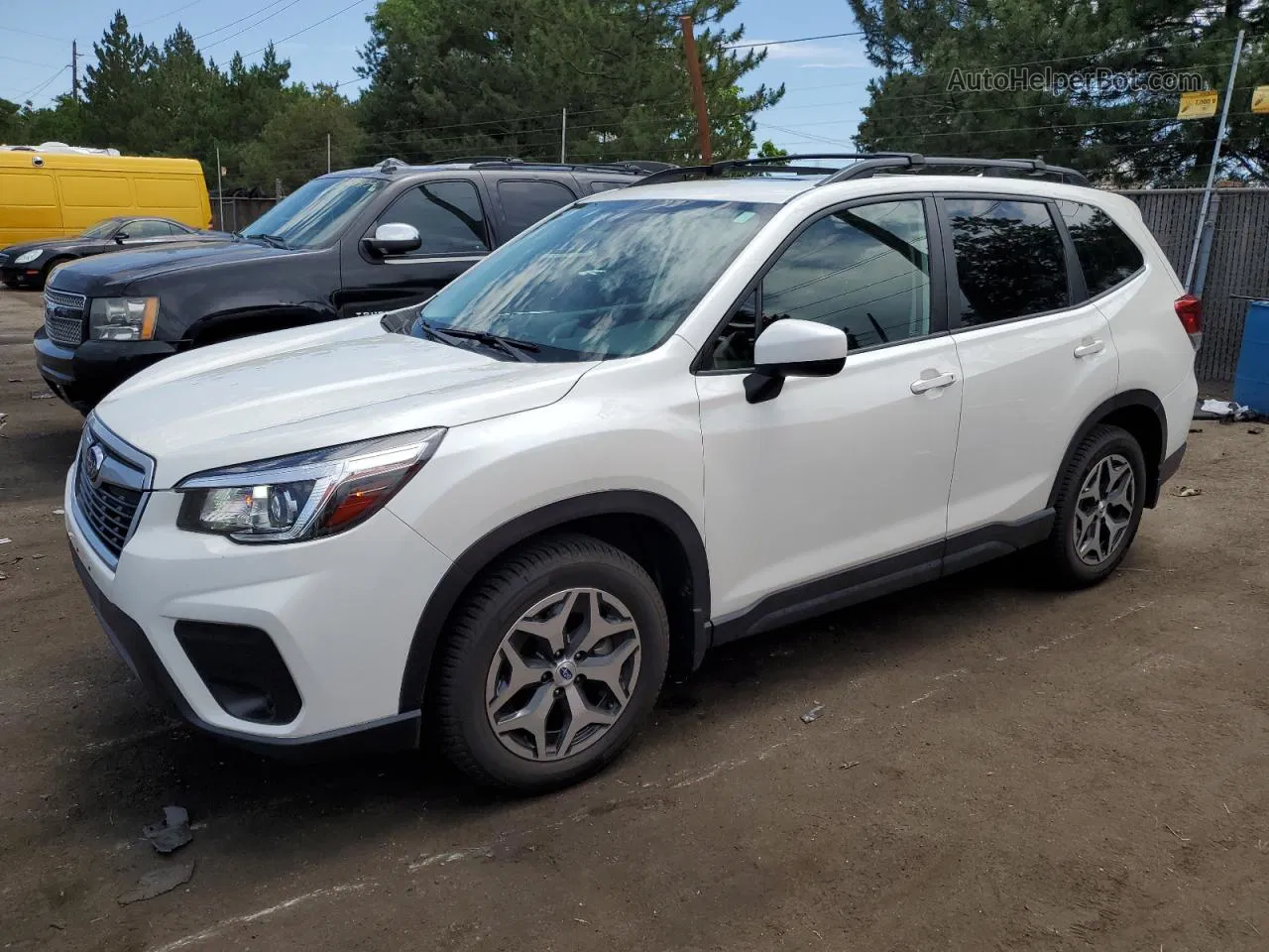 2020 Subaru Forester Premium White vin: JF2SKAJC1LH494863