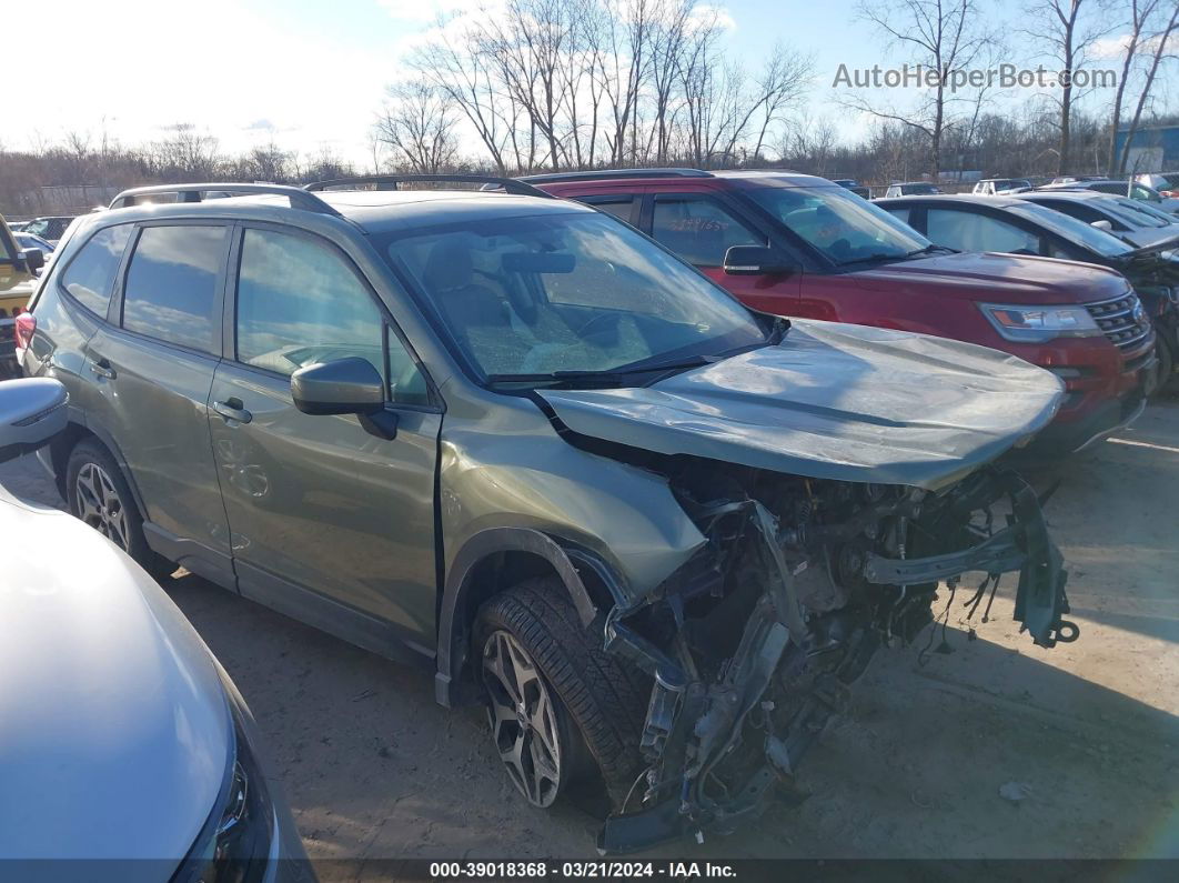 2020 Subaru Forester Premium Зеленый vin: JF2SKAJC2LH413241