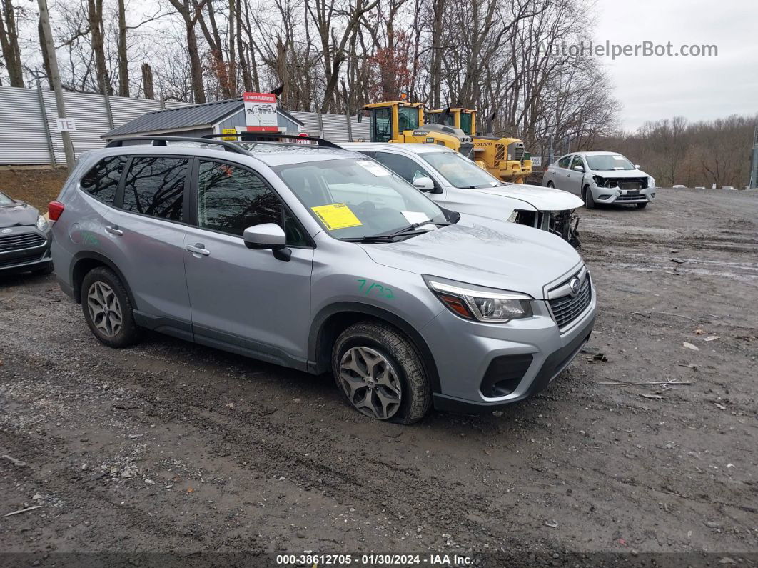 2020 Subaru Forester Premium Silver vin: JF2SKAJC3LH439296