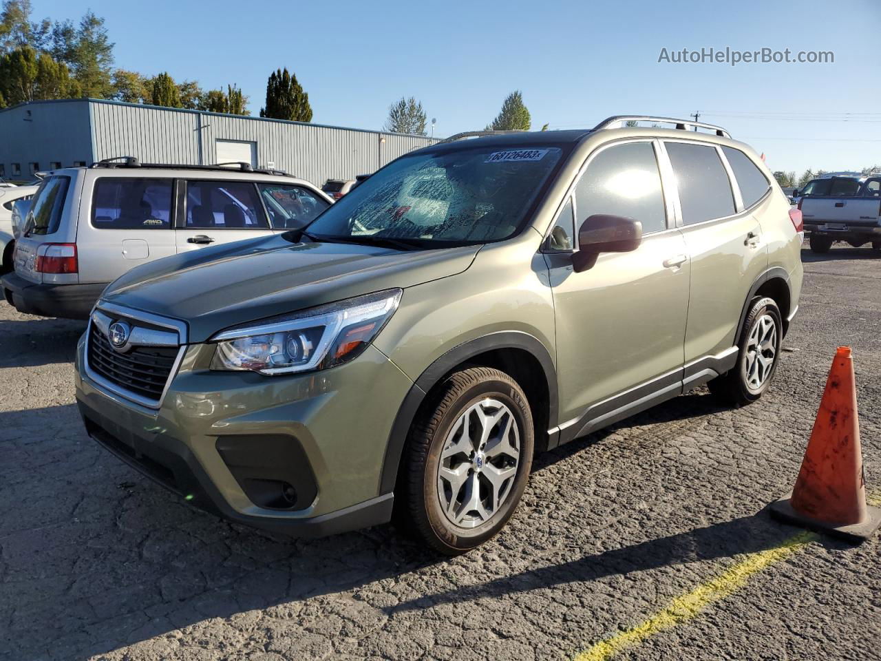 2020 Subaru Forester Premium Green vin: JF2SKAJC7LH500231