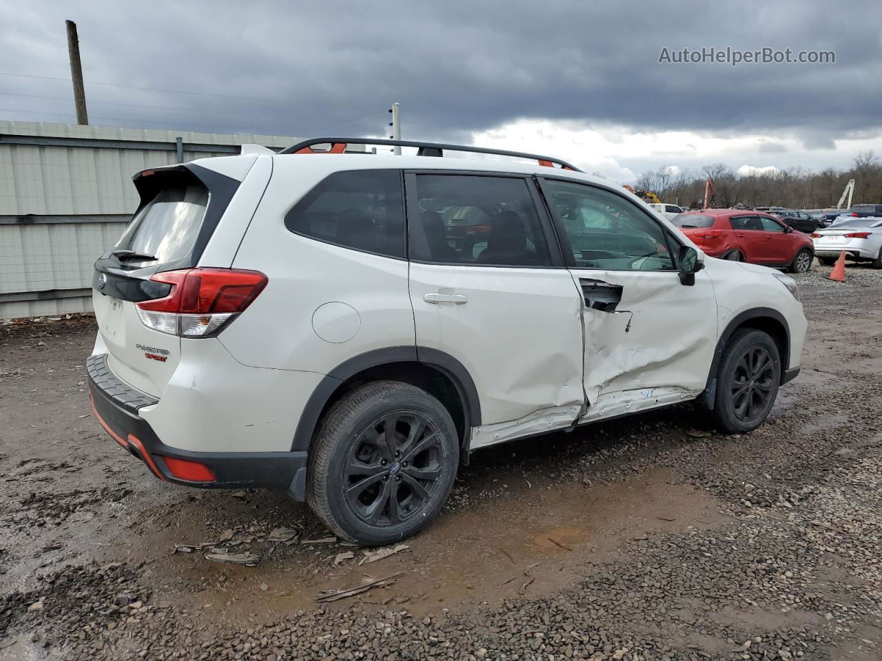 2019 Subaru Forester Sport Белый vin: JF2SKAJC8KH513133