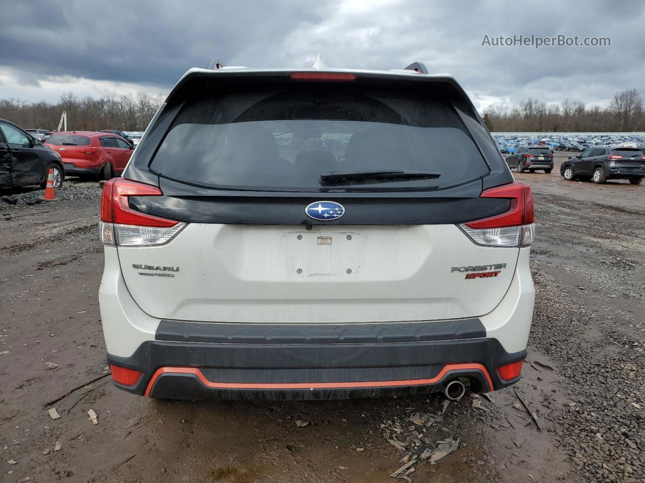 2019 Subaru Forester Sport White vin: JF2SKAJC8KH513133