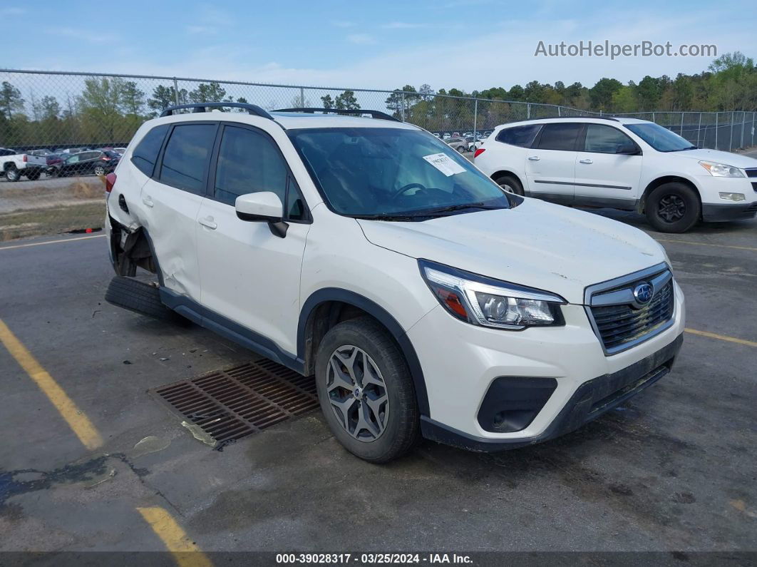 2020 Subaru Forester Premium White vin: JF2SKAJC8LH441352