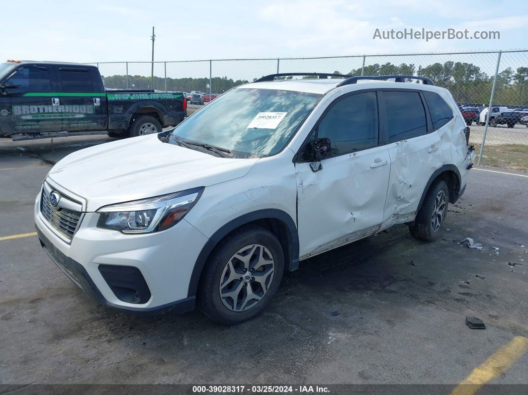 2020 Subaru Forester Premium White vin: JF2SKAJC8LH441352