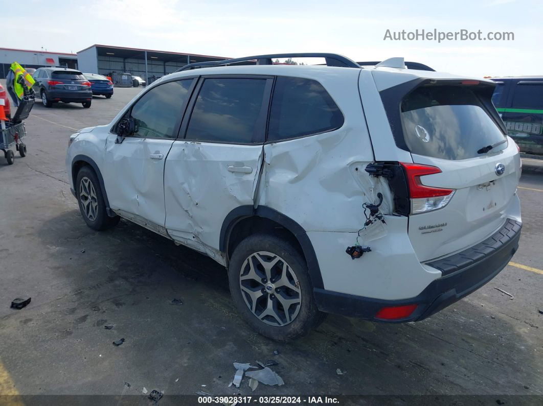 2020 Subaru Forester Premium White vin: JF2SKAJC8LH441352