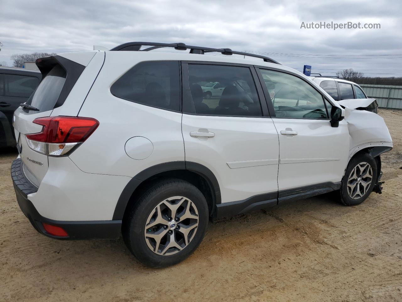 2020 Subaru Forester Premium White vin: JF2SKAJC9LH406013