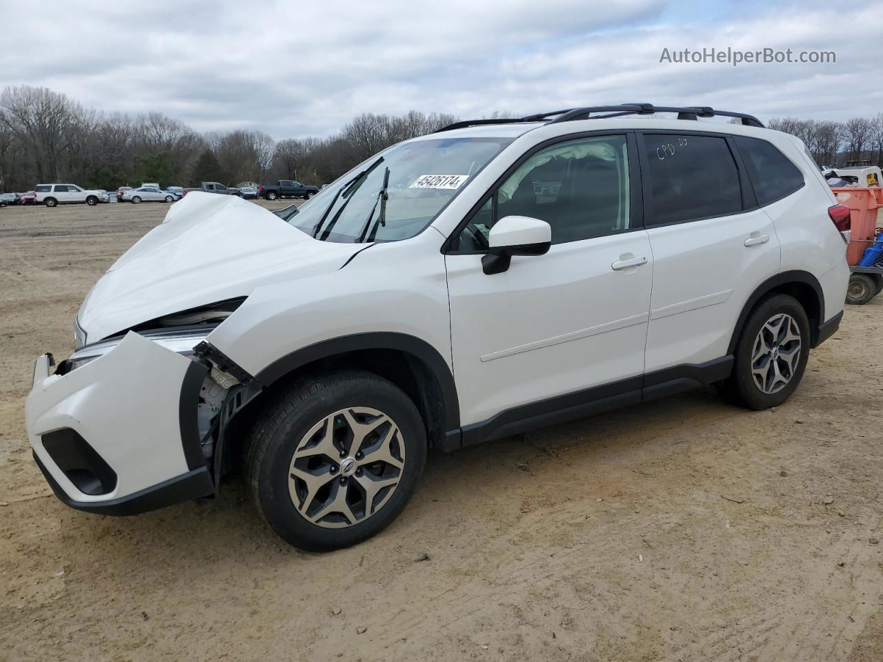 2020 Subaru Forester Premium White vin: JF2SKAJC9LH406013