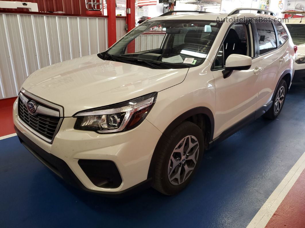 2020 Subaru Forester Premium vin: JF2SKAJCXLH530341