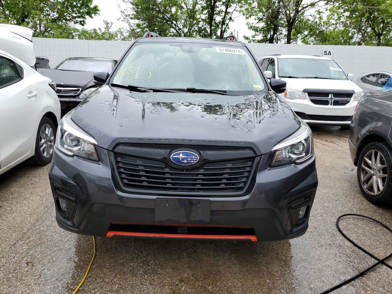 2019 Subaru Forester Sport Gray vin: JF2SKAKC8KH423463