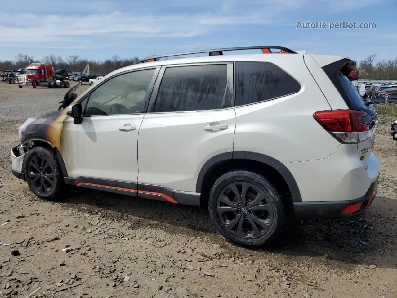 2019 Subaru Forester Sport White vin: JF2SKAKC8KH509517