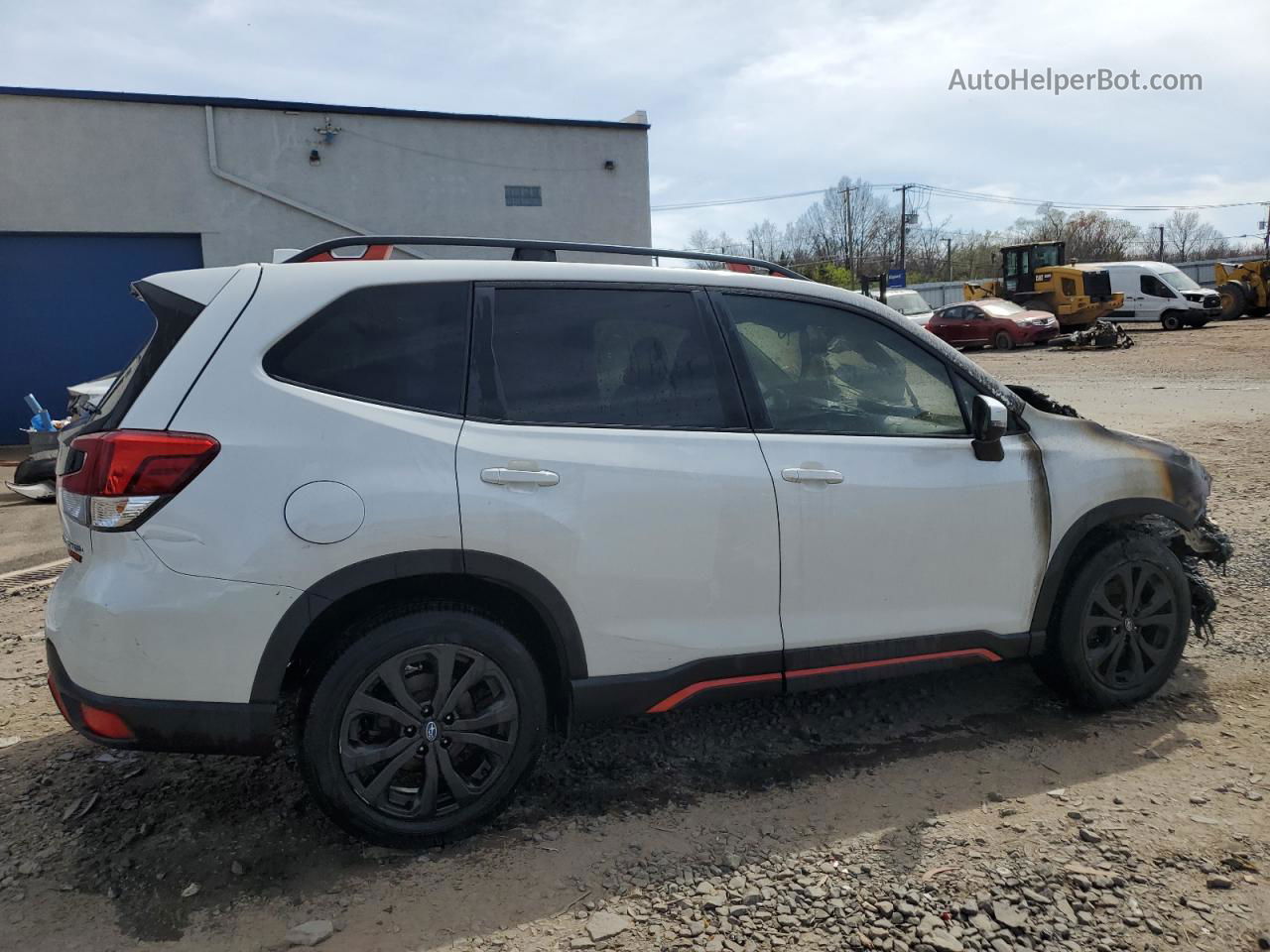 2019 Subaru Forester Sport White vin: JF2SKAKC8KH509517