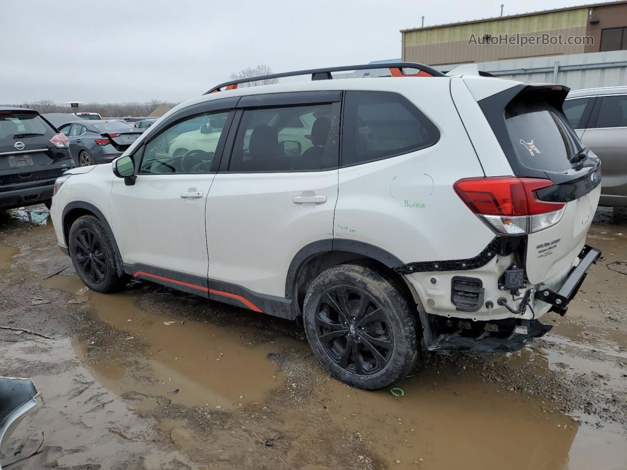 2019 Subaru Forester Sport White vin: JF2SKAPC4KH429172