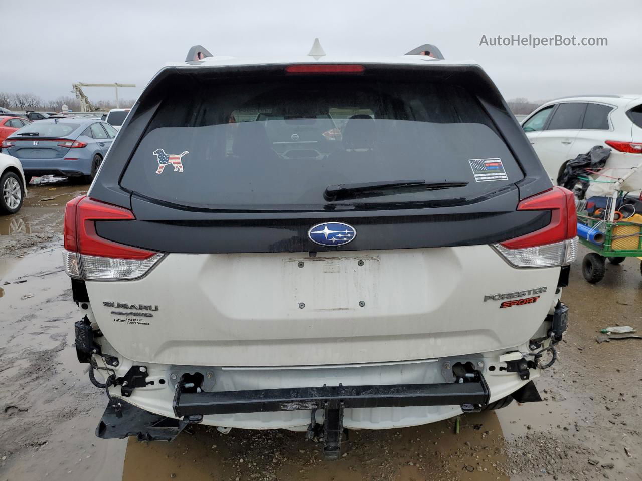 2019 Subaru Forester Sport White vin: JF2SKAPC4KH429172