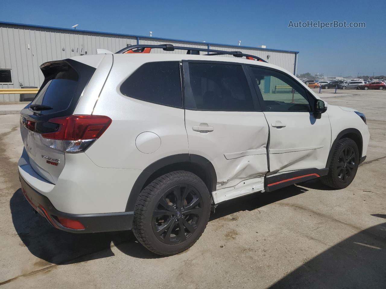 2019 Subaru Forester Sport White vin: JF2SKAPC7KH562850