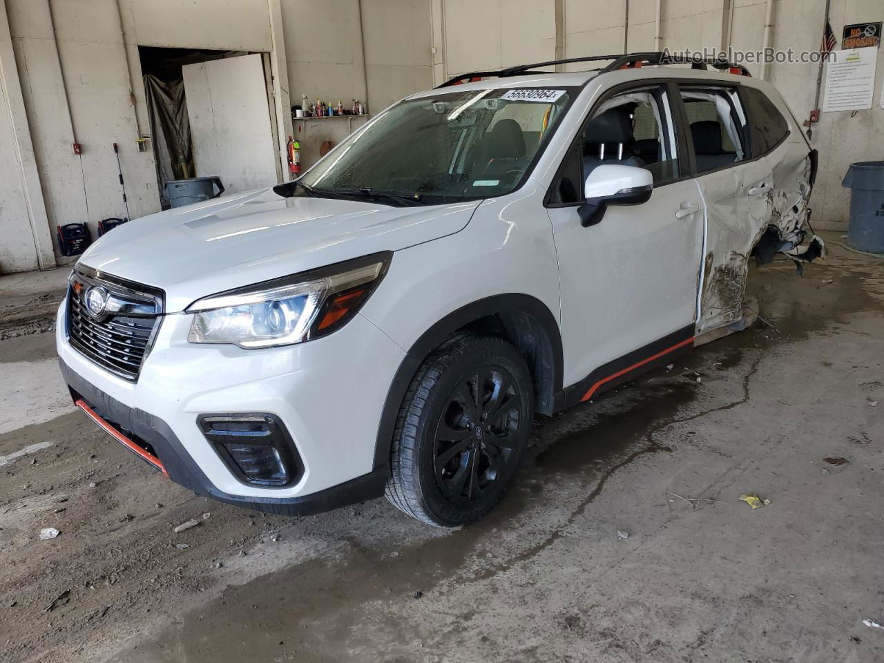 2019 Subaru Forester Sport White vin: JF2SKAPC9KH430169