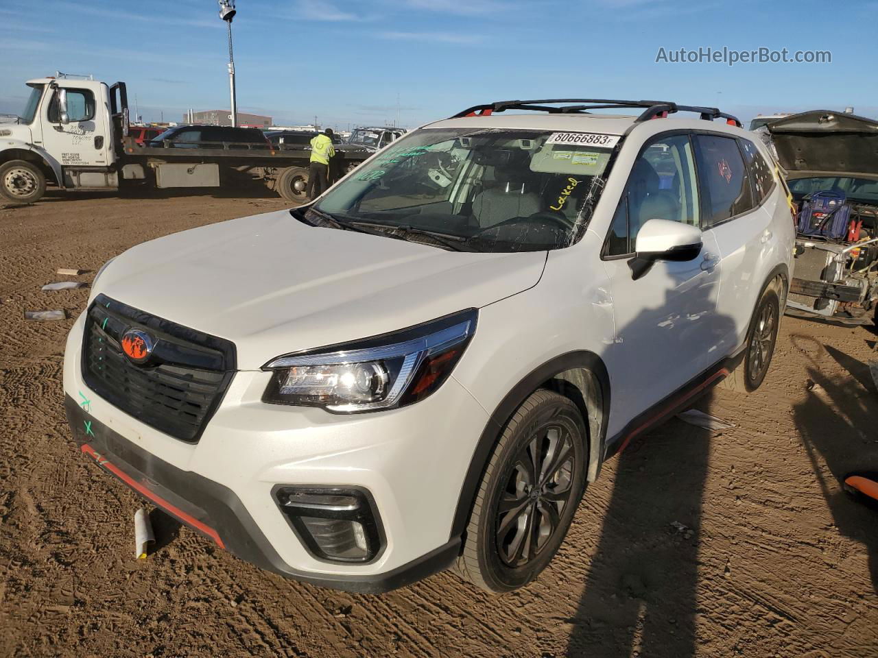 2019 Subaru Forester Sport White vin: JF2SKAPC9KH538100