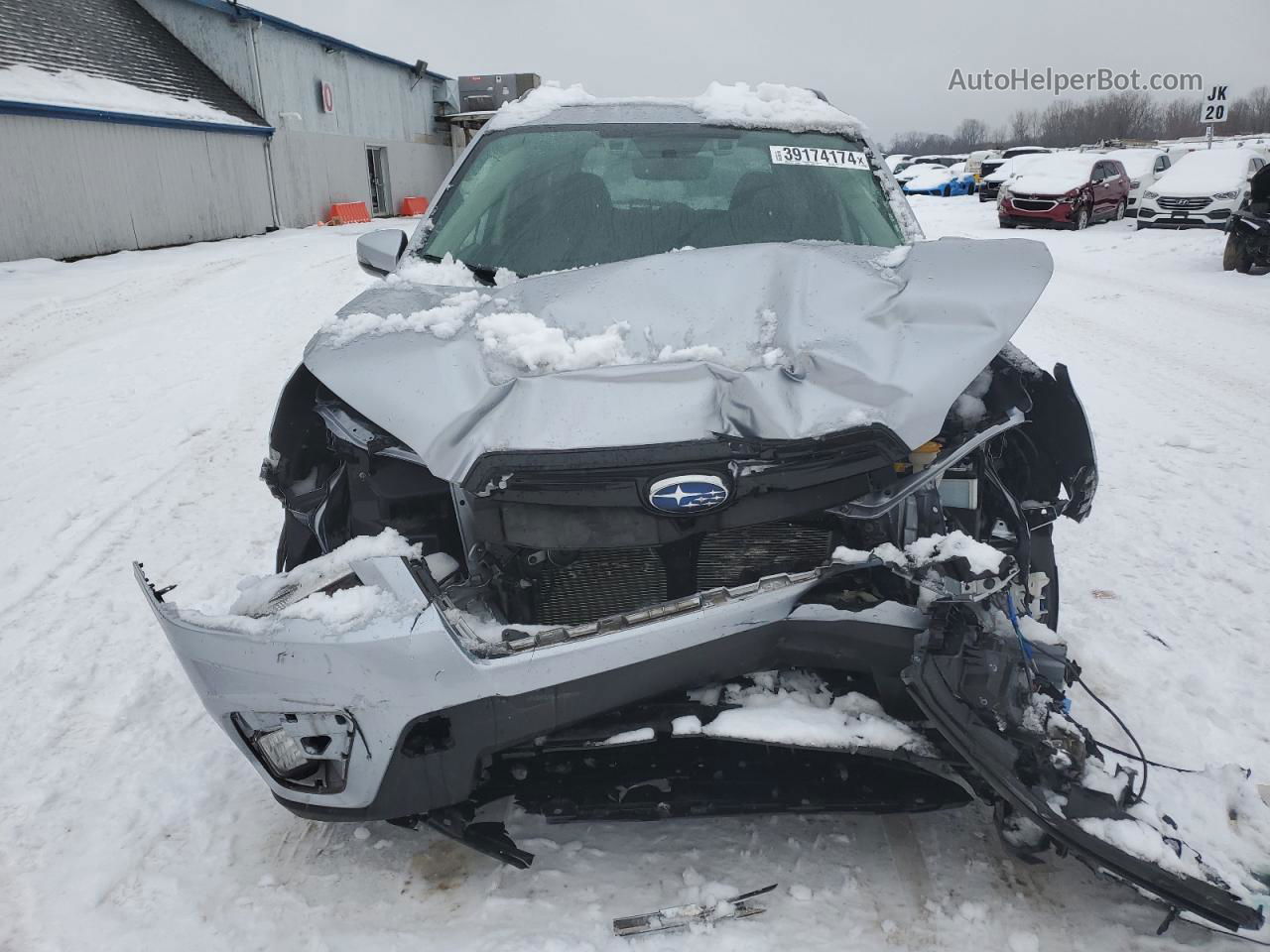 2020 Subaru Forester Sport Серебряный vin: JF2SKARC1LH440175