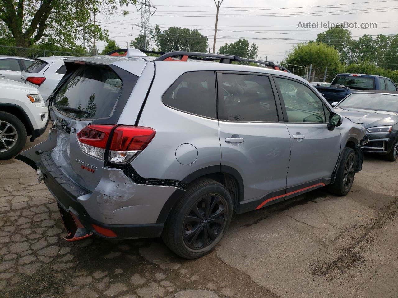 2020 Subaru Forester Sport Серебряный vin: JF2SKARC8LH507922