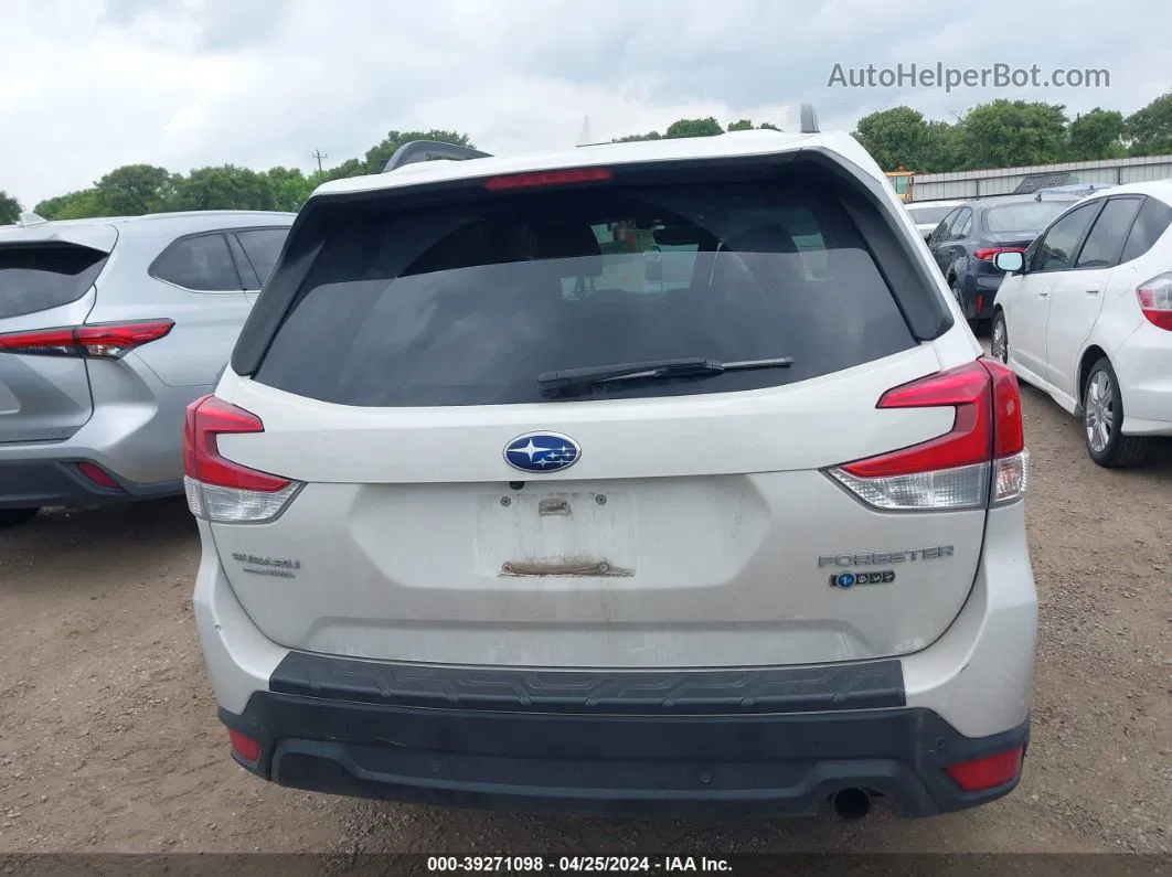 2019 Subaru Forester Limited White vin: JF2SKAUC0KH539303