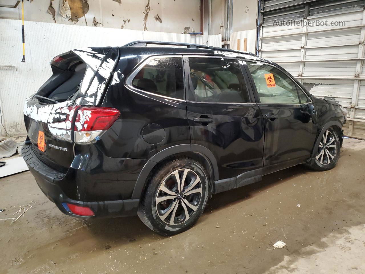 2020 Subaru Forester Limited Черный vin: JF2SKAUC0LH401360