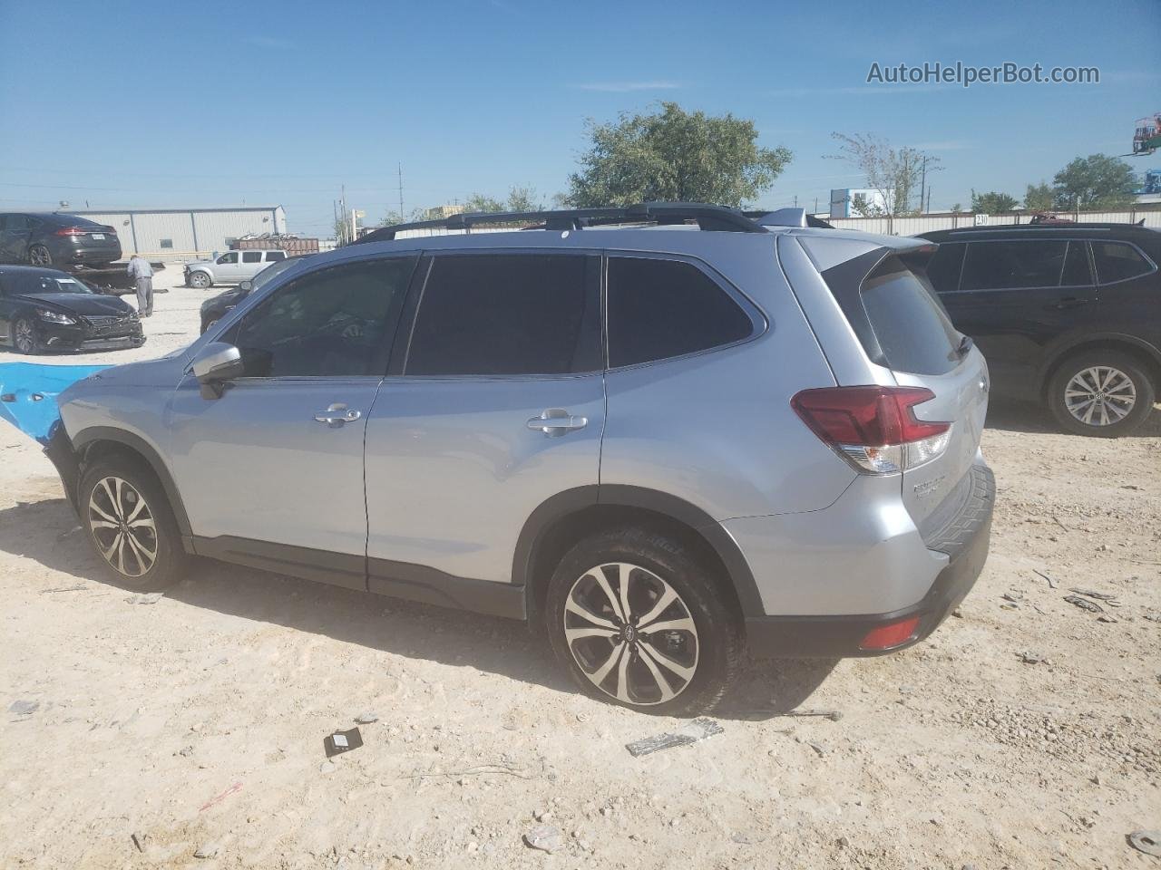 2019 Subaru Forester Limited Silver vin: JF2SKAUC1KH595802