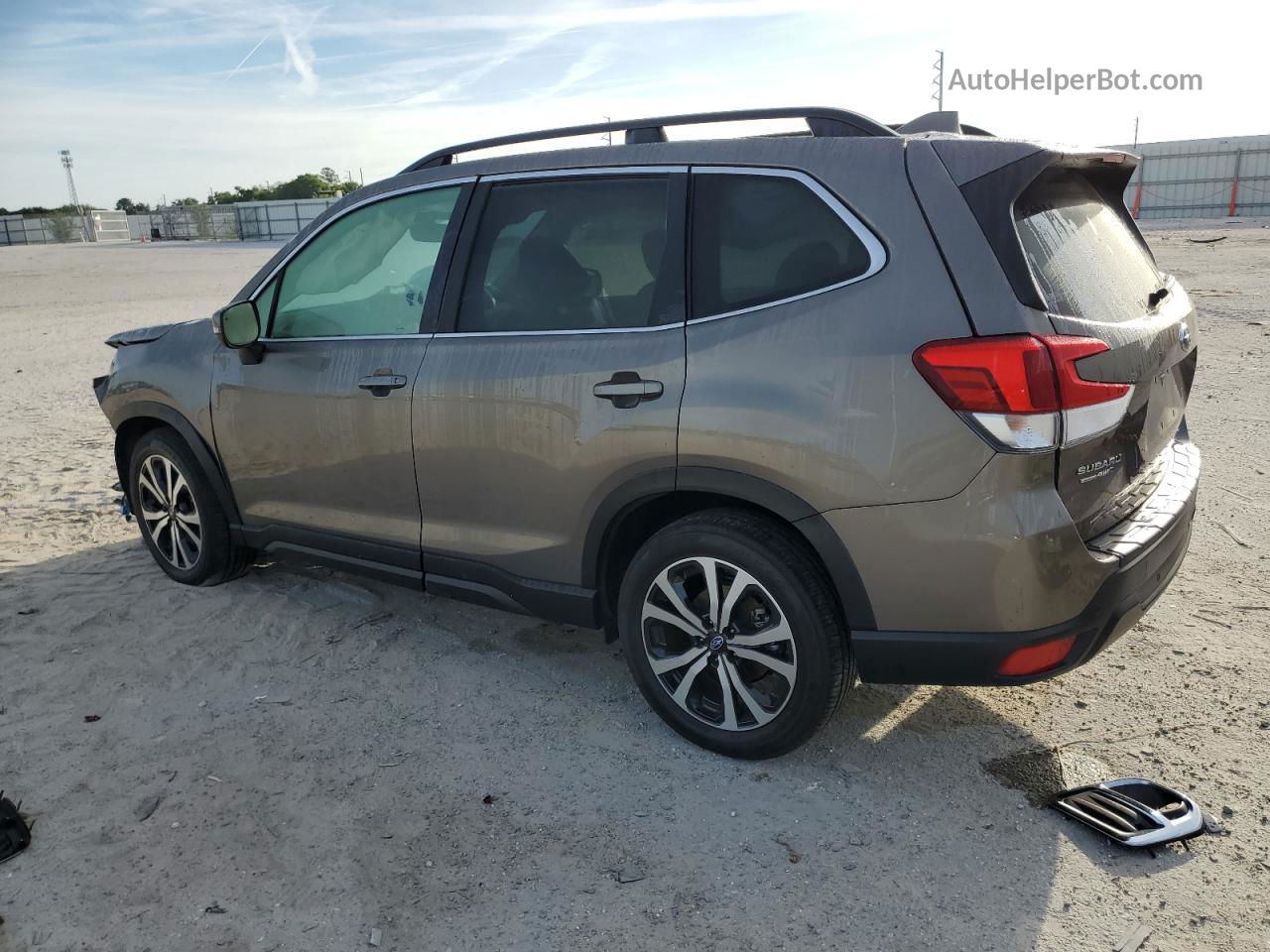 2020 Subaru Forester Limited Gray vin: JF2SKAUC2LH567928