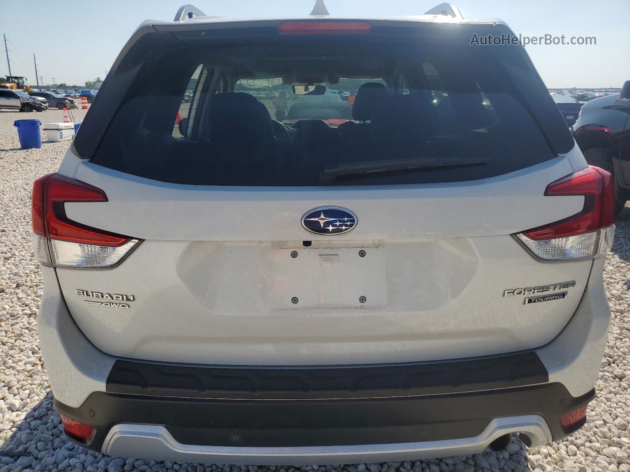 2019 Subaru Forester Touring White vin: JF2SKAWC7KH421343