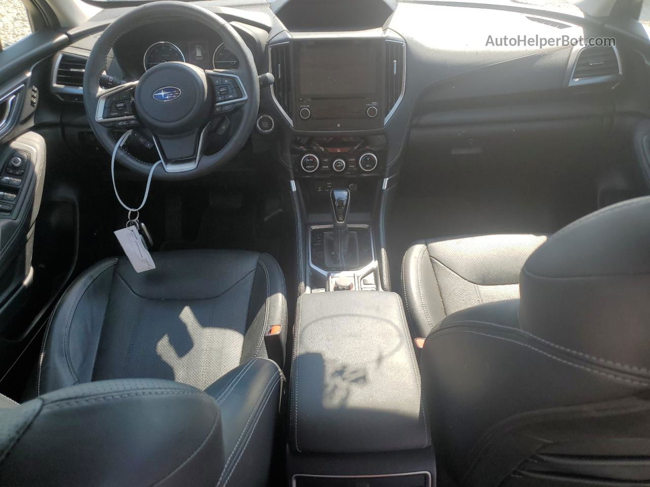 2019 Subaru Forester Touring White vin: JF2SKAWC7KH421343