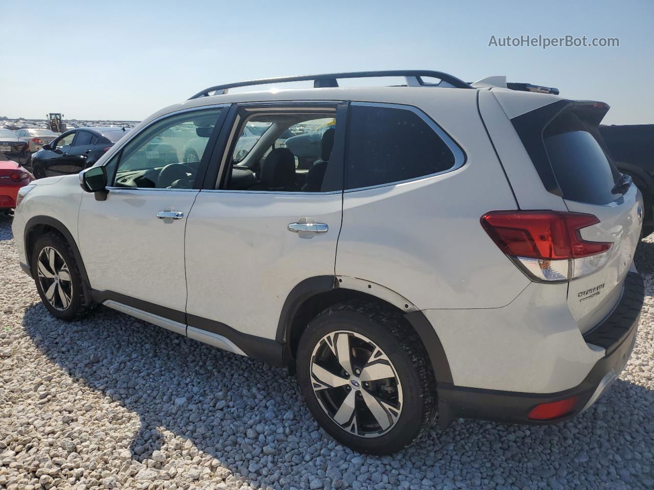 2019 Subaru Forester Touring White vin: JF2SKAWC7KH421343