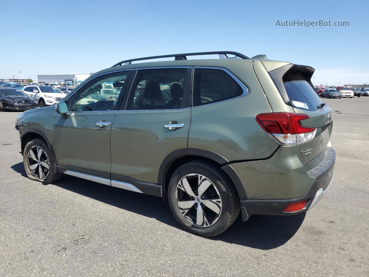 2019 Subaru Forester Touring Green vin: JF2SKAWC7KH497564