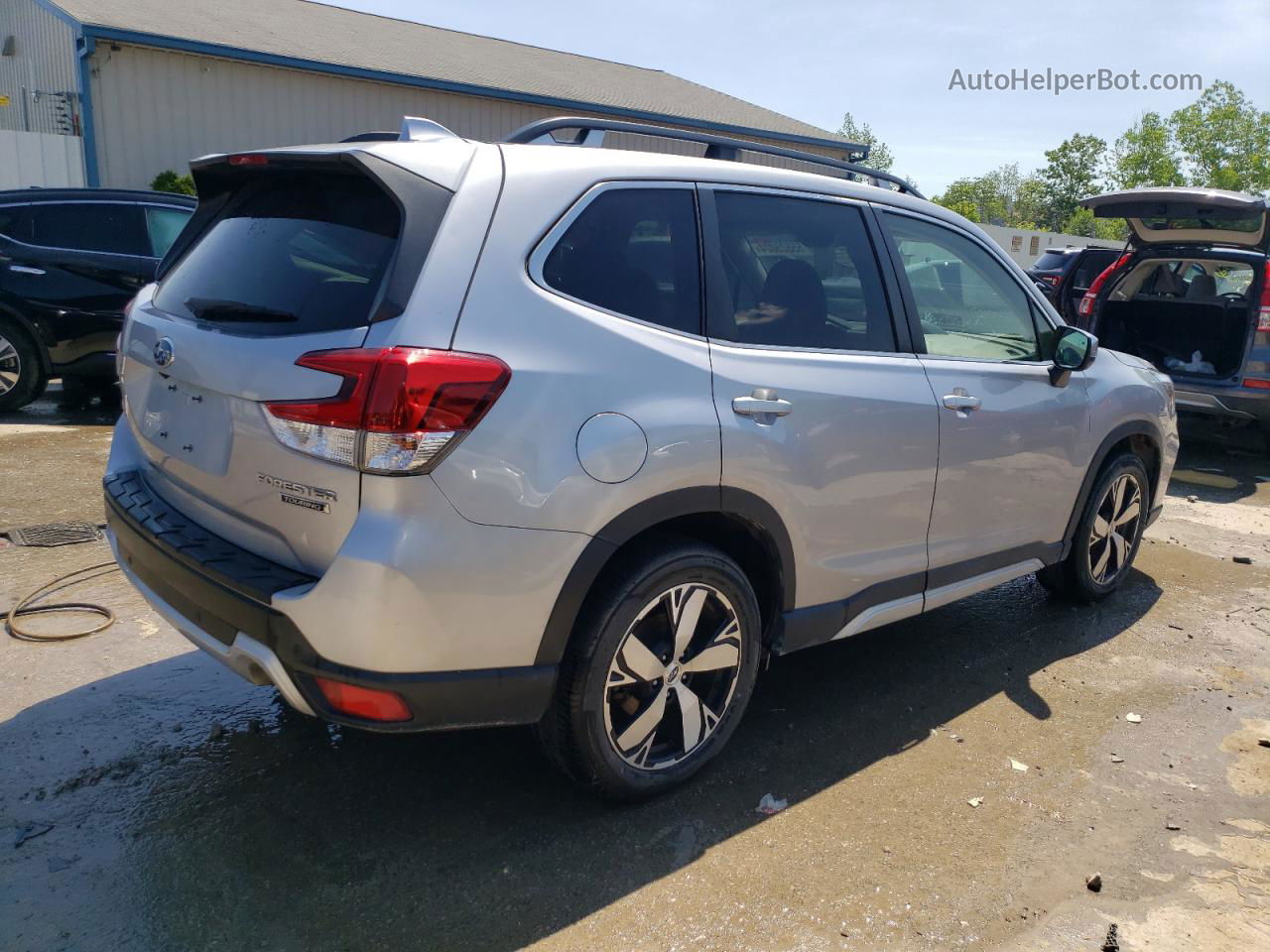 2020 Subaru Forester Touring Серебряный vin: JF2SKAXC7LH476696