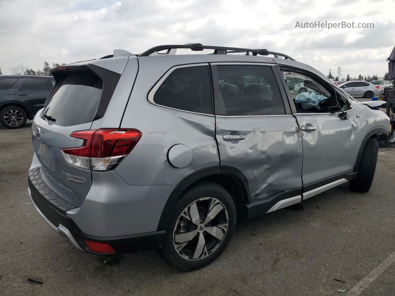 2020 Subaru Forester Touring Silver vin: JF2SKAXCXLH480984