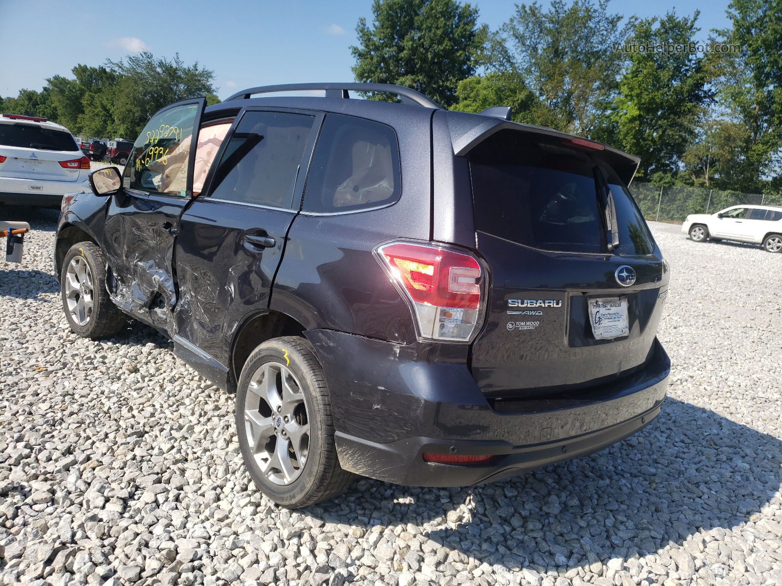 2017 Subaru Forester 2.5i Touring Угольный vin: JF2SJAWC5HH540892