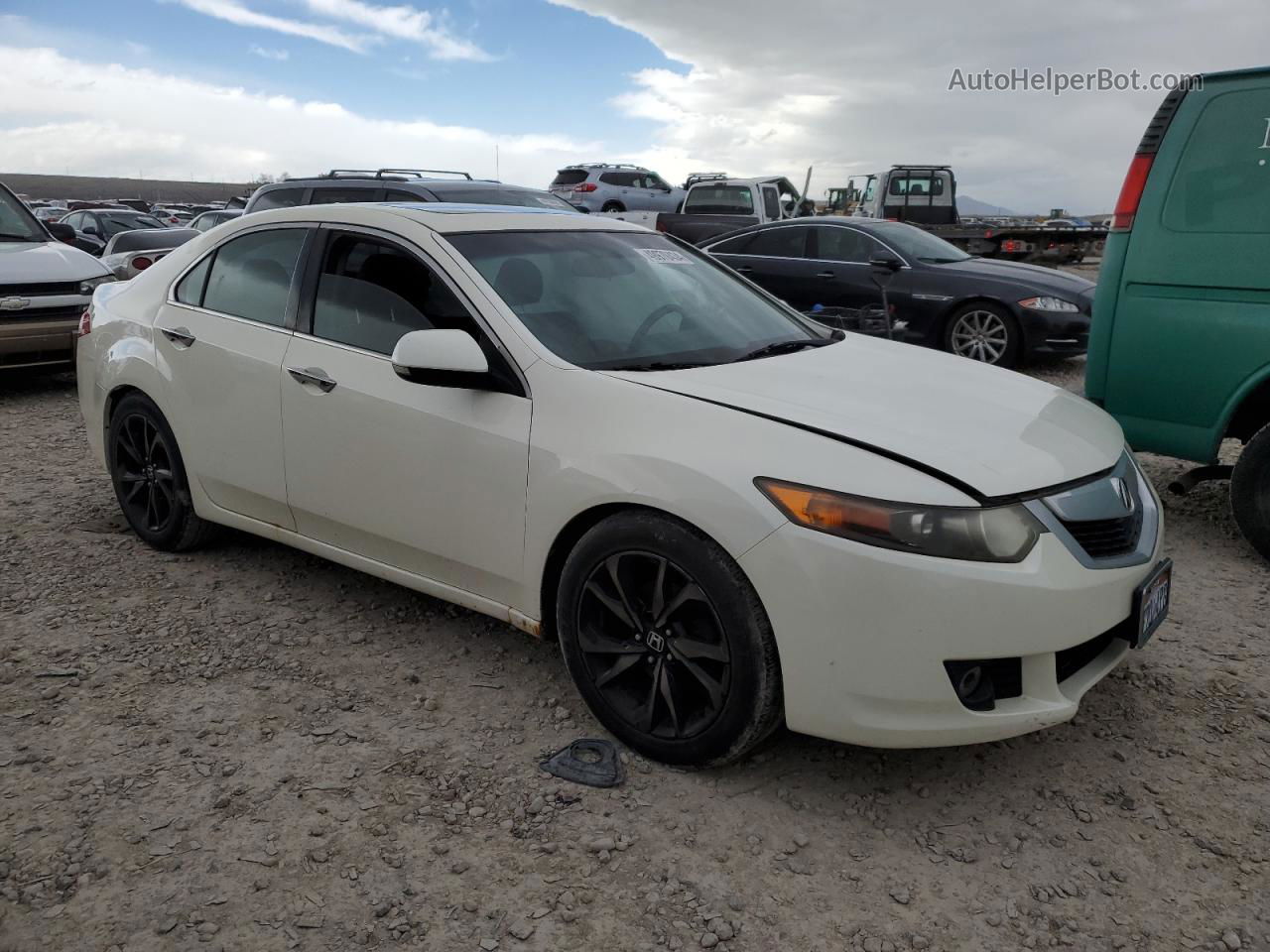 2009 Acura Tsx  White vin: JH4CU26629C017658