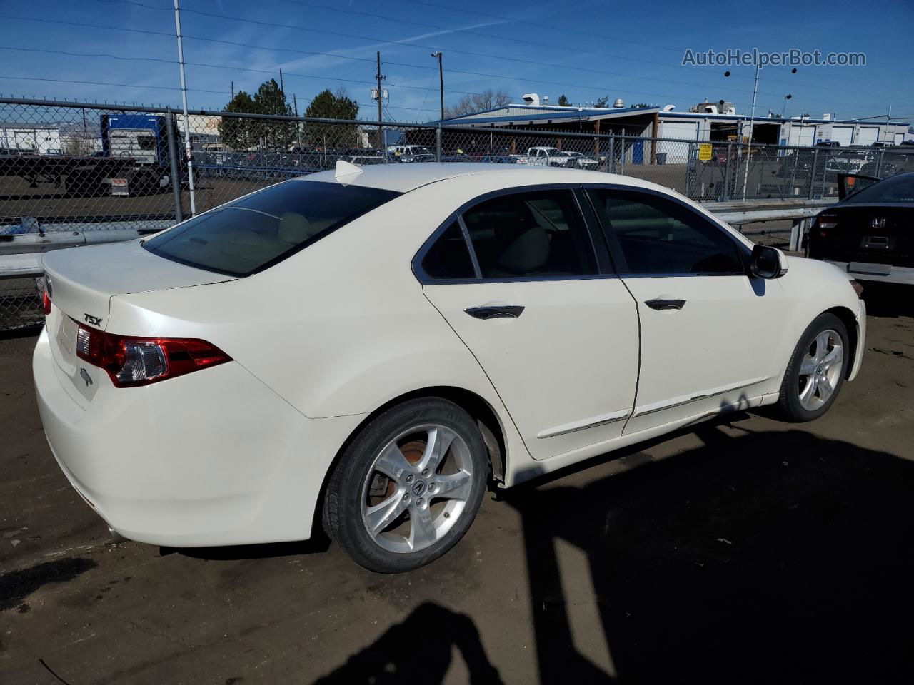 2009 Acura Tsx  White vin: JH4CU26649C002594