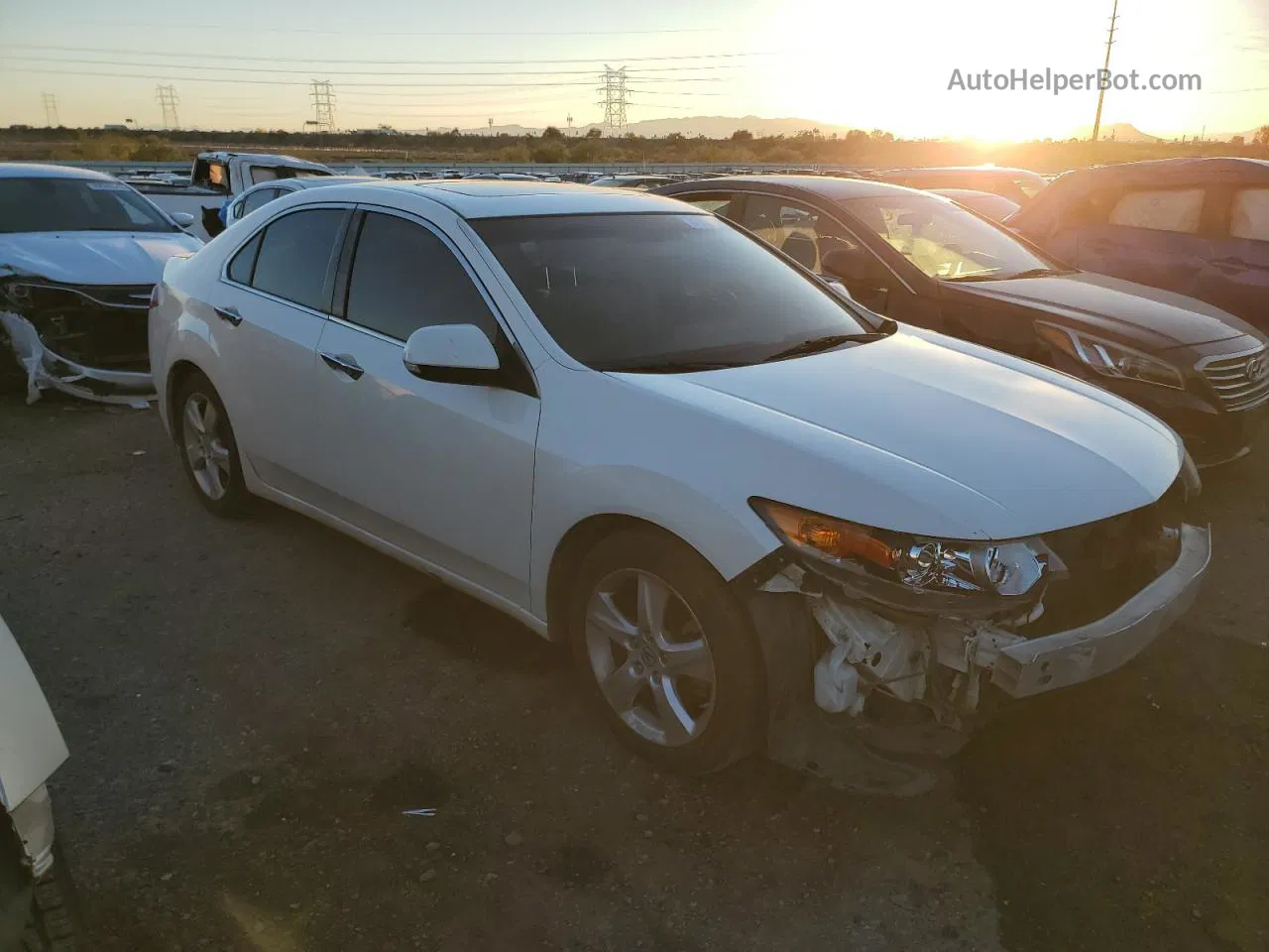 2010 Acura Tsx  White vin: JH4CU2F60AC035841