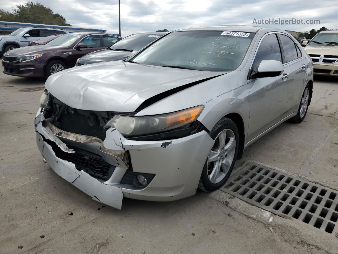 2010 Acura Tsx  Silver vin: JH4CU2F65AC041571