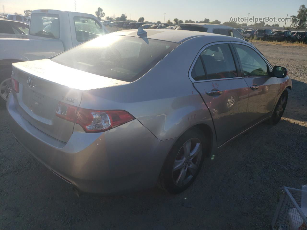 2010 Acura Tsx  Silver vin: JH4CU2F68AC012565