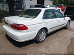 2000 Honda Accord Sdn Lx White vin: JHMCG5642YC010361