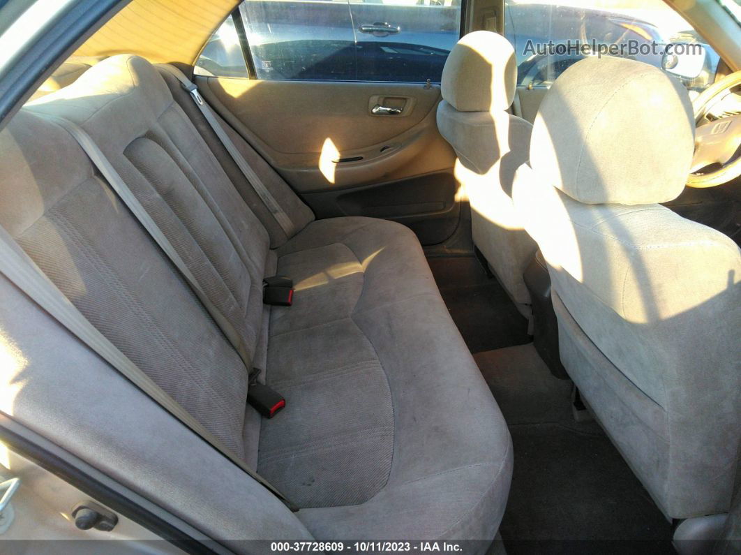 2000 Honda Accord Sdn Lx Бежевый vin: JHMCG6650YC002533