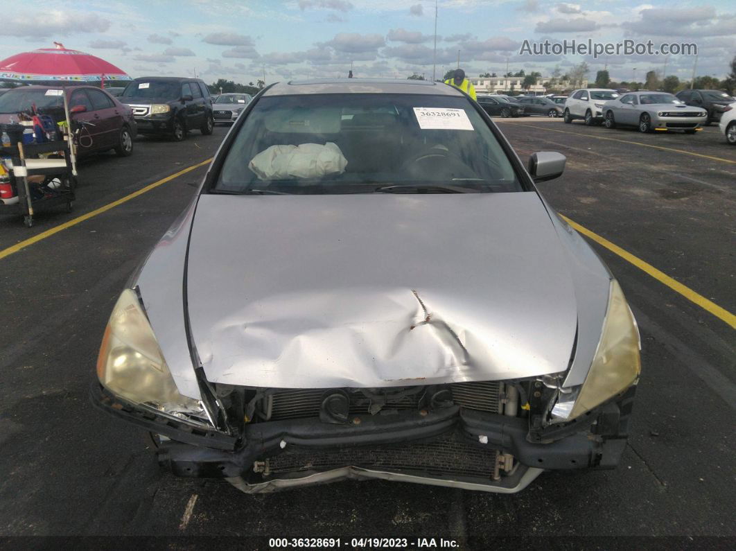 2005 Honda Accord Sdn Ex Silver vin: JHMCM56795C003924