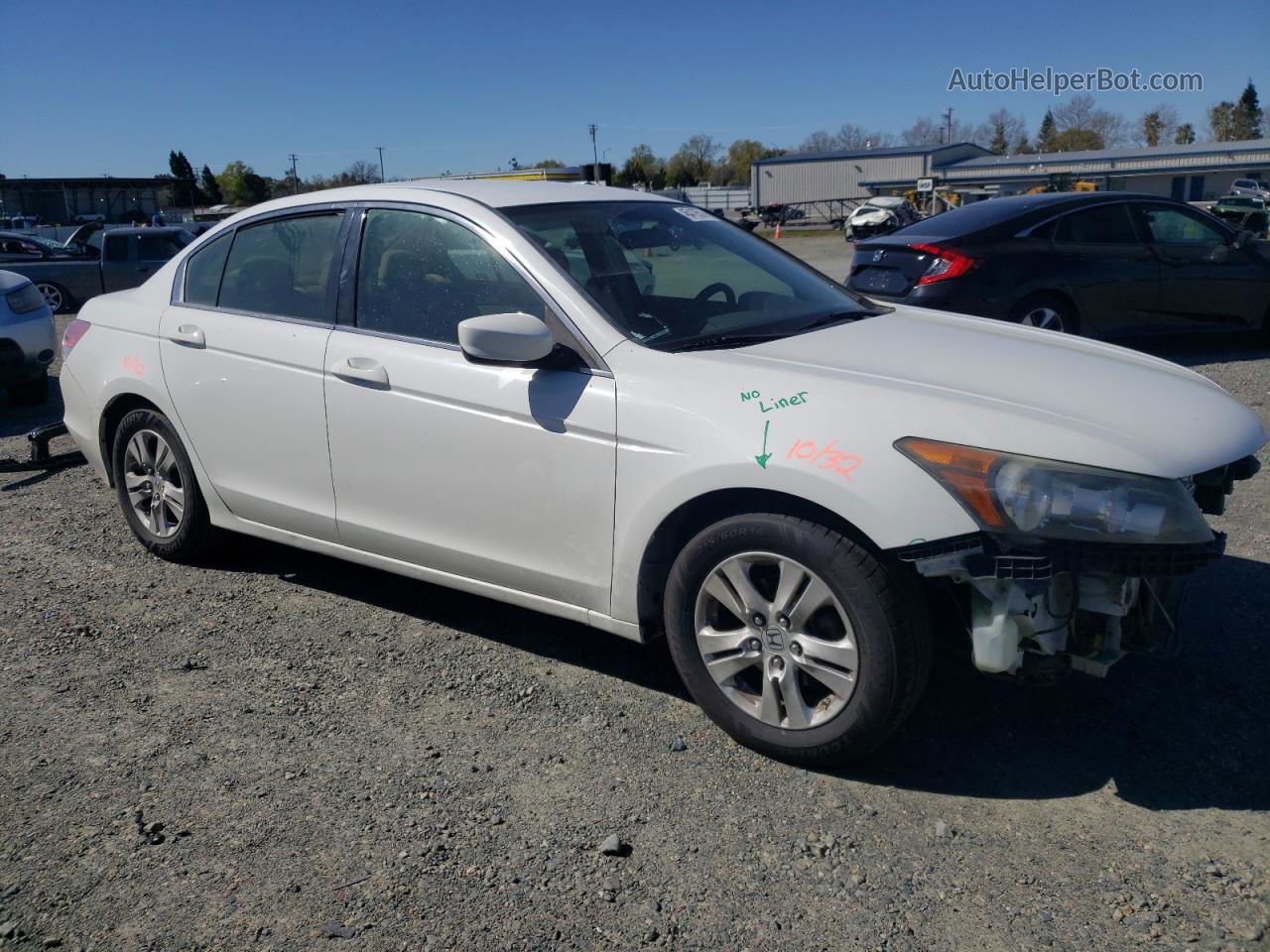 2009 Honda Accord Lxp White vin: JHMCP26409C009483