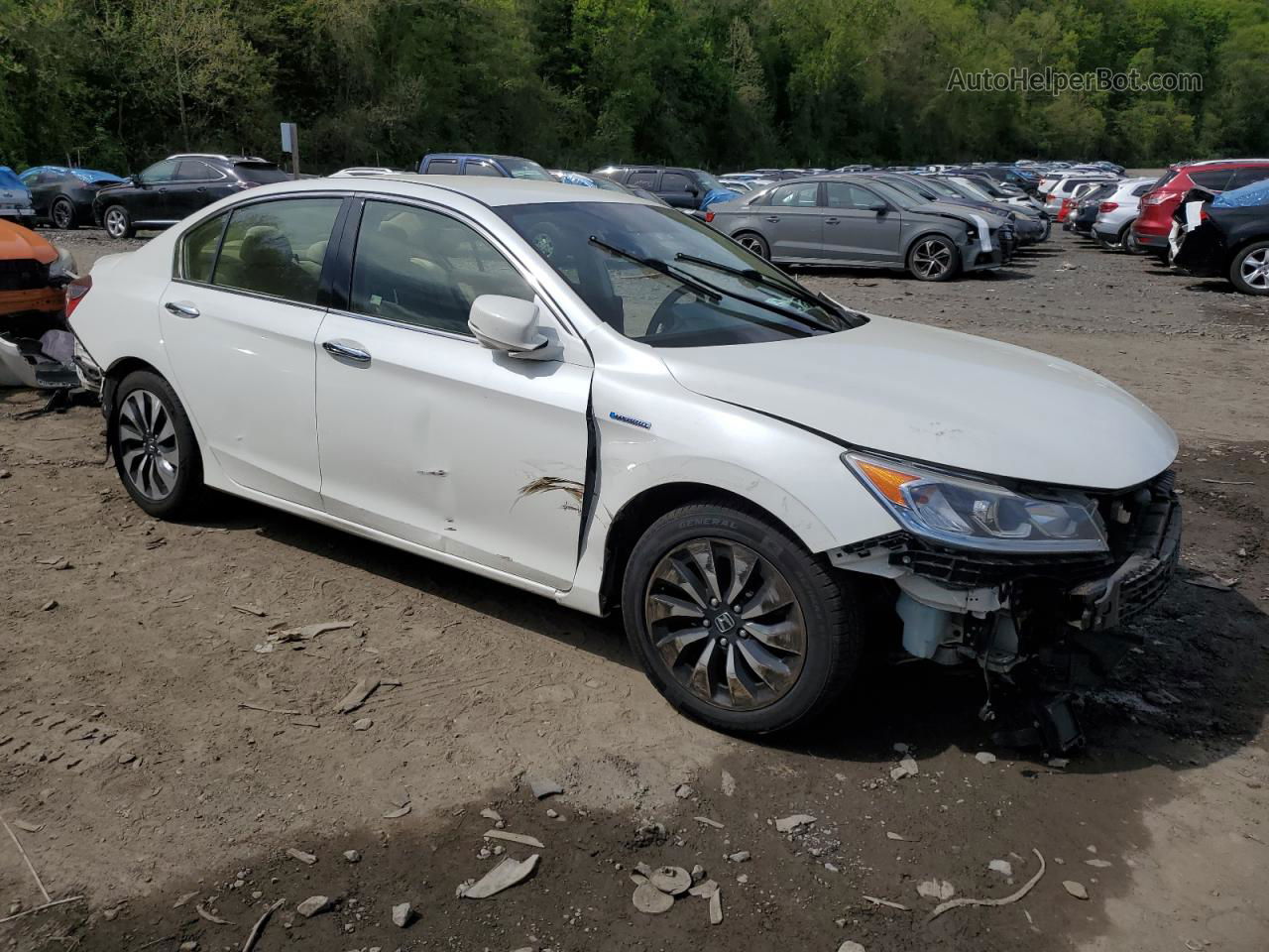 2017 Honda Accord Hybrid White vin: JHMCR6F32HC010321