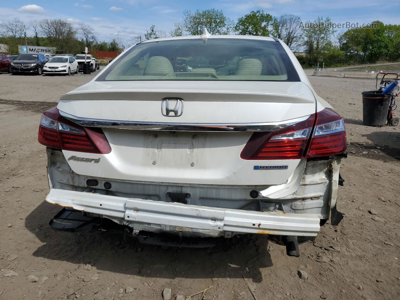 2017 Honda Accord Hybrid White vin: JHMCR6F32HC010321